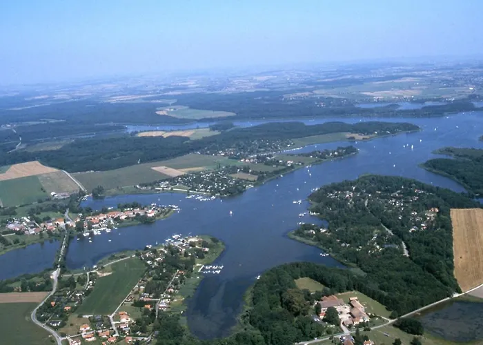 A Апартаменты Rhodes